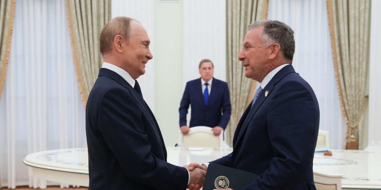 Президент Владимир Путин встретился со спецпосланником президента США по Ближнему Востоку Стивеном Уиткоффом