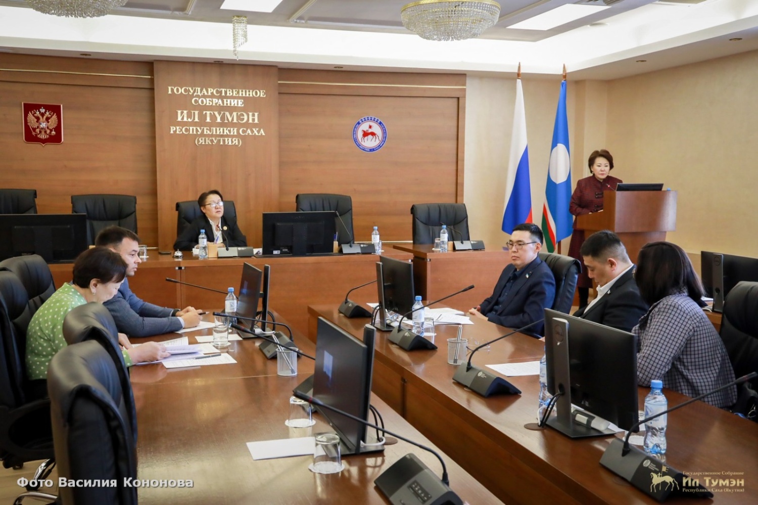 Счетная палата РС(Я) отчиталась перед постоянным комитетом по охране здоровья Ил Тумэна