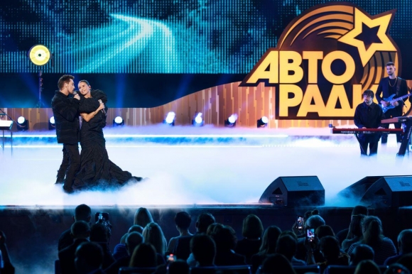 День рождения «Авторадио» в Кремле: магия дуэтов и суперхиты в симфоническом звучании
