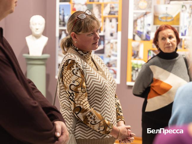 Мастер и город. В Белгородском художественном музее открылась выставка Максима Баранова - Изображение 