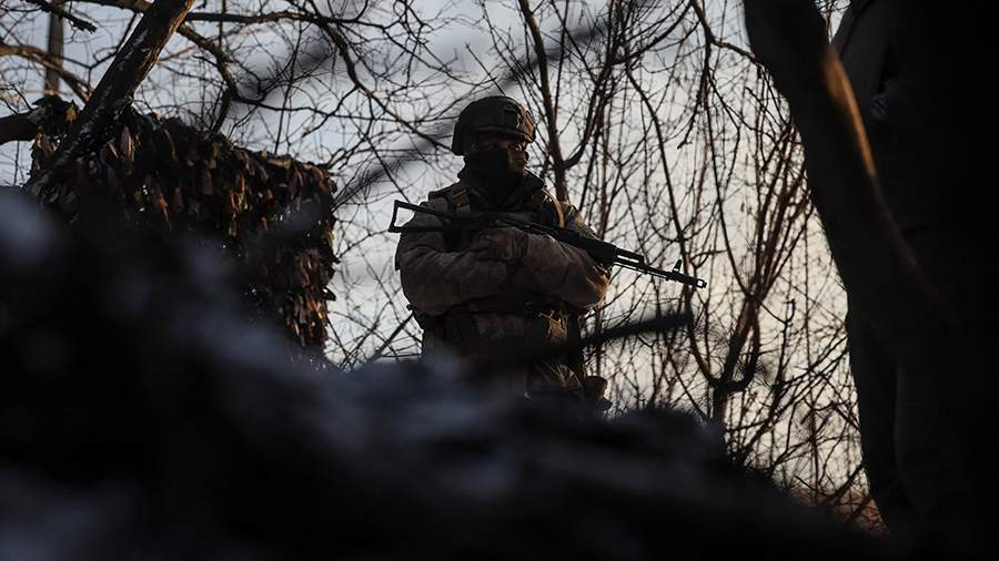 операции под командованием толбухина. согласно плану операции мне было поручено. ошибки в предложениях с причастным оборотом. согласно плану операции мне было поручено. слова даля о причастии.