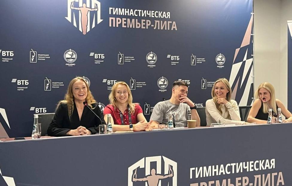Ангелина Мельникова, Виктория Листунова, Никита Нагорный, Дарья Нагорная и Лилия Ахаимова. Альберт Стародубцев/ ТАСС