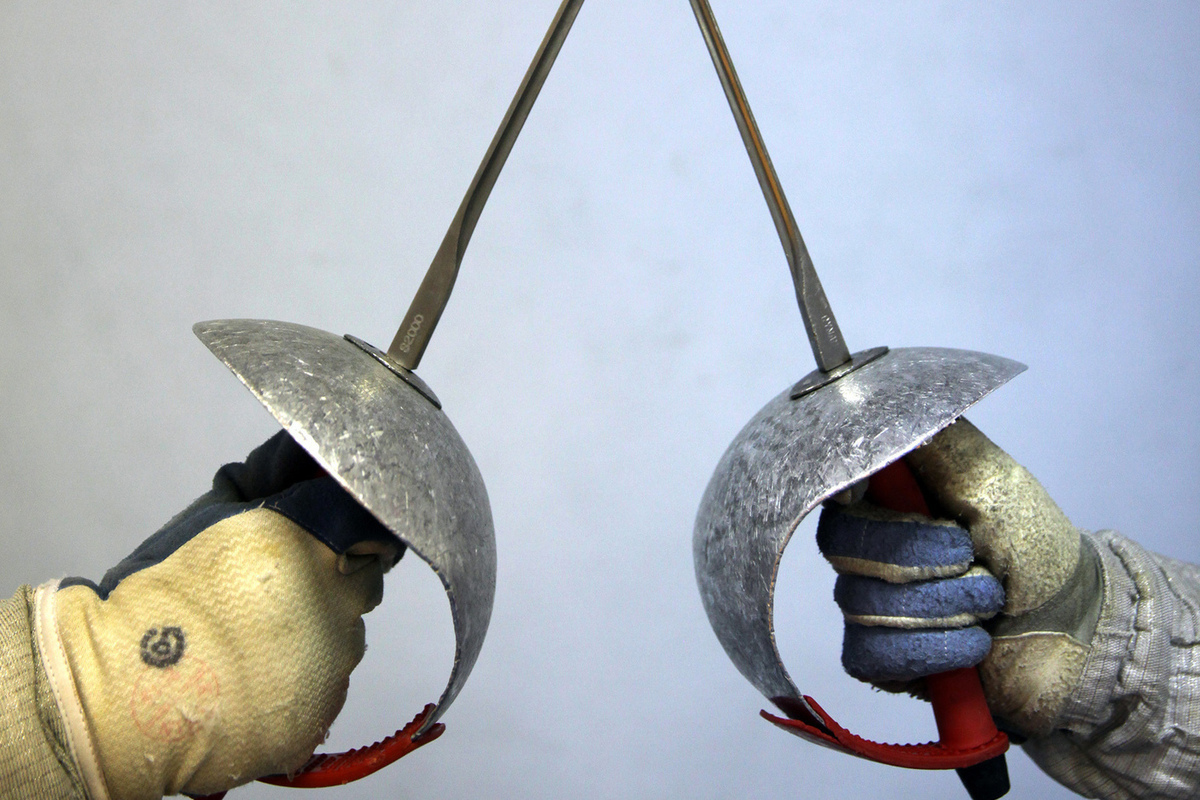 Российские рапиристы уступили корейцам в 1/32 финала командного турнира ЧМ