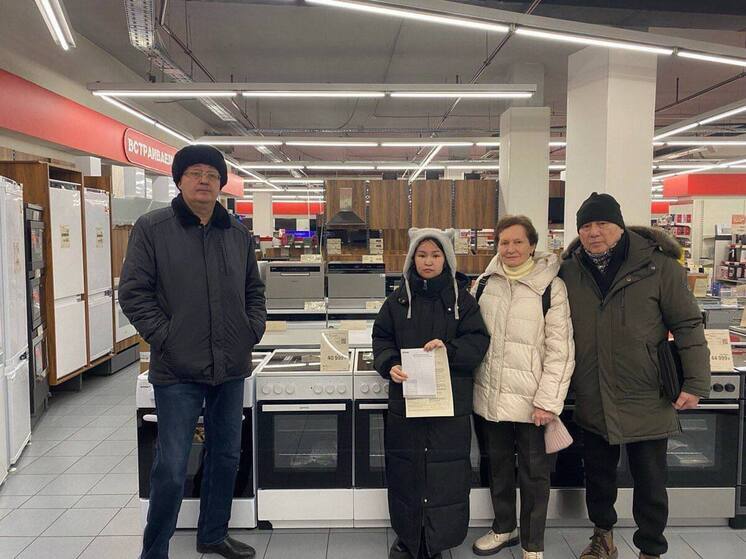 Ветераны прокуратуры Бурятии помогли семьям участников СВО