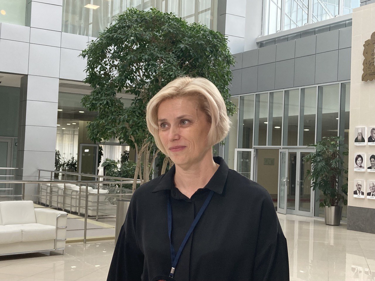 Директор 16 гимназии. Директор 16 школы Орехово-Зуево.