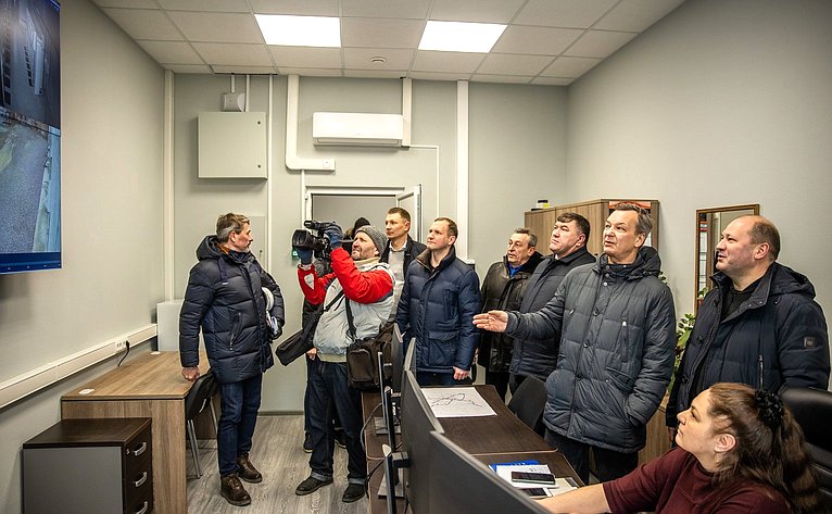 Первый заместитель Председателя Совета Федерации Андрей Яцкин и председатель Комитета СФ по аграрно-продовольственной политике и природопользованию Александр Двойных посетили Таганрог