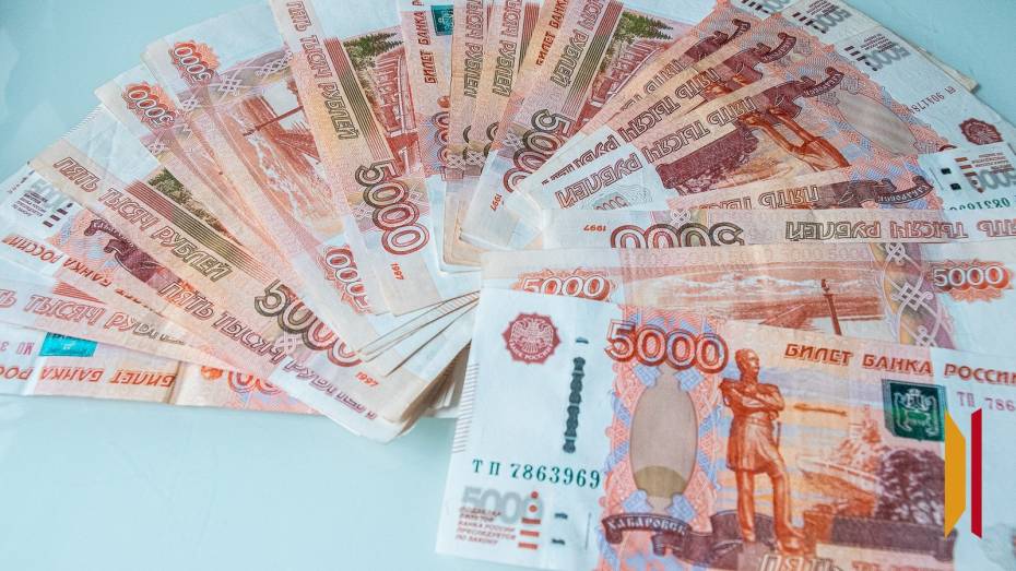 В Воронежской области 424 неплательщика взносов на капремонт погасили долги, сэкономив 5,2 млн рублей