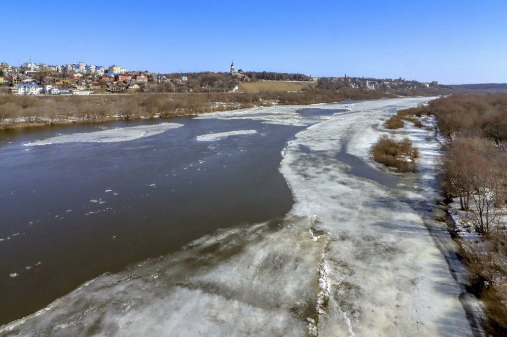 В Калужской области уровень воды в Оке снизился 