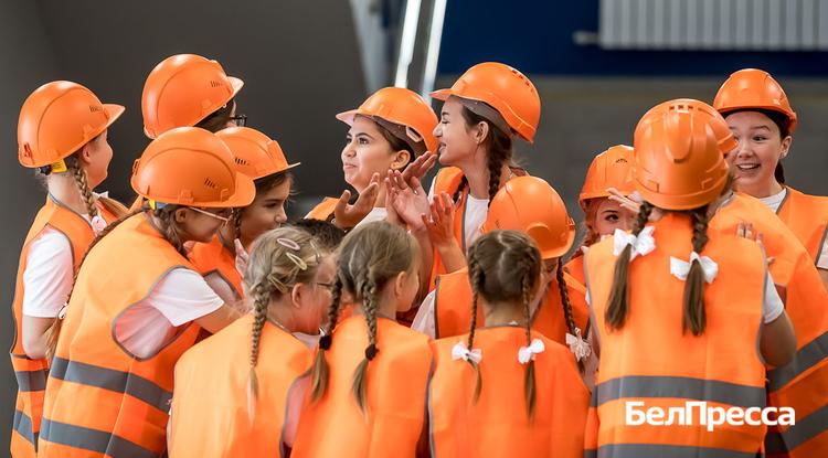 В Белгородской области продолжат развивать сеть дорожных и агротехнологических классов