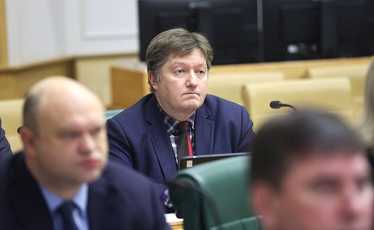 Парламентские слушания, посвященные вопросам реализации Федерального закона «О рыболовстве и сохранении водных биологических ресурсов» в части перезаключения договоров пользования рыболовными участками