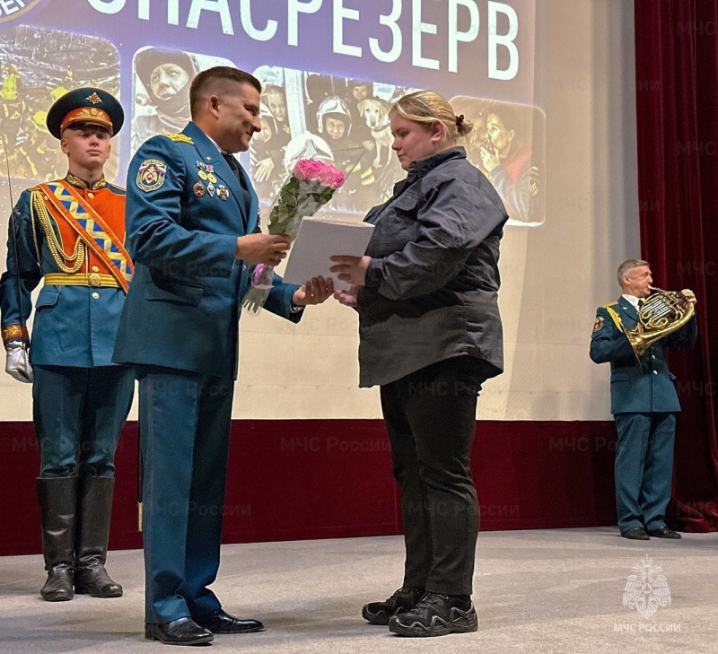 В столичном главке МЧС России прошло торжественное мероприятие к Дню гражданской обороны