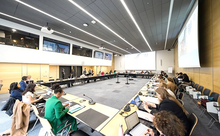 Сенаторы РФ приняли участие в мероприятиях 151-й Ассамблеи МПС