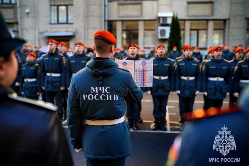 Курсанты, кадеты и студенты Санкт-Петербургского университета ГПС МЧС России приняли Присягу и дали торжественную Клятву