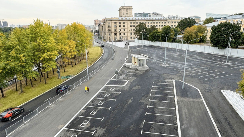 В Москве завершили благоустройство Лефортовской набережной