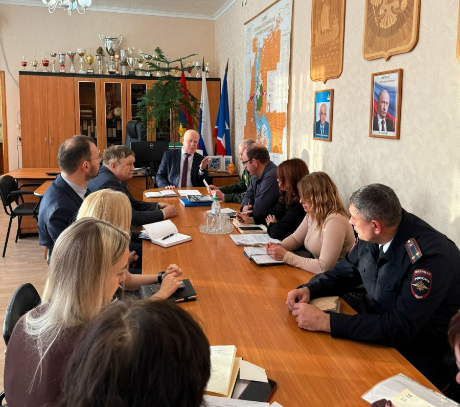 Служба по контракту
