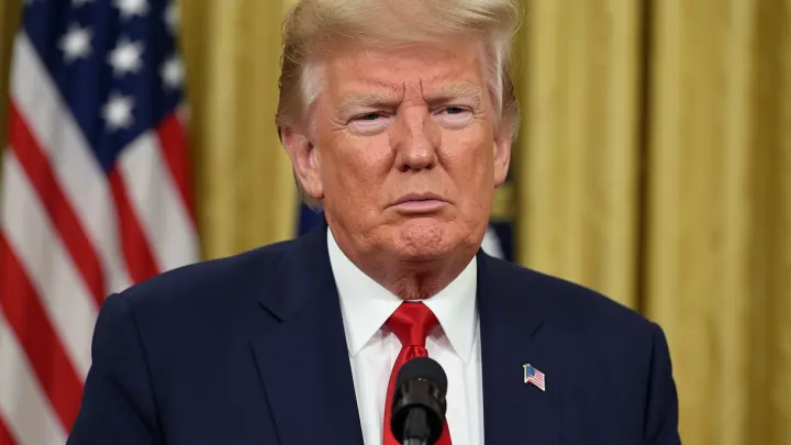 Действия Трампа определяют три дефицита современности