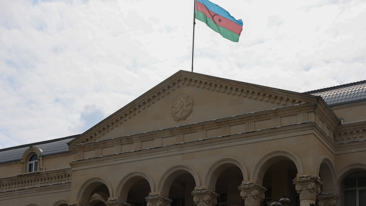 Правительство Армении прекратит помощь вынужденно перемещенным лицам из Нагорного Карабаха