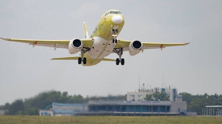 В Минпромторге раскрыли подробности производства SJ-100 в Индии