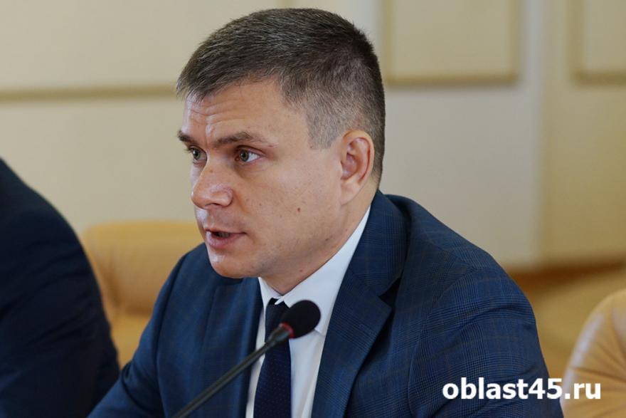 Распределял гранты: чем в Кургане занимался экс-директор департамента Кощеев, задержанный на Чукотке