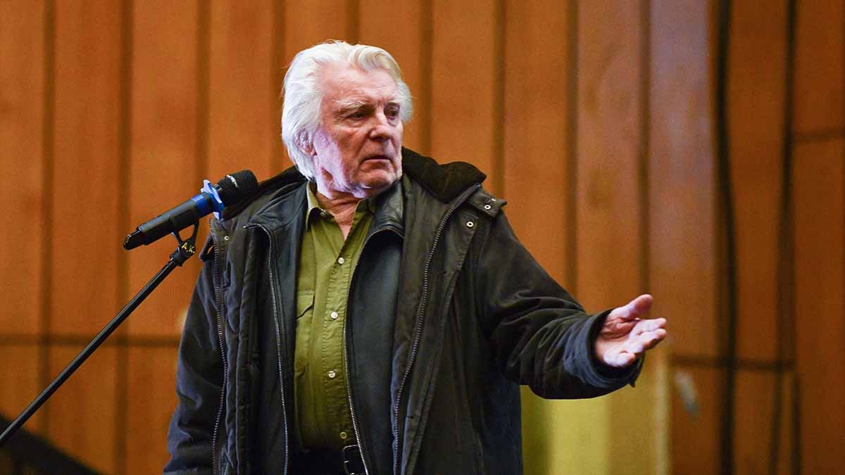 Актер Юрий Назаров попал в больницу после падения в метро ...