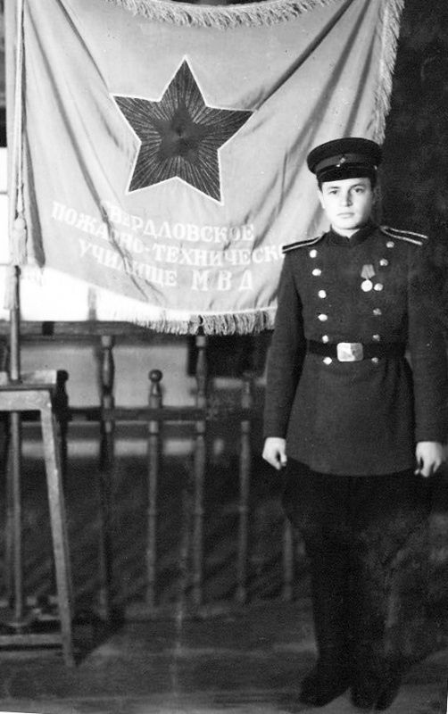 Легенду пожарной охраны России - Абрама Каплана проводили на заслуженный отдых