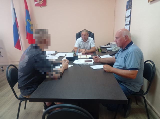 Служба по контракту