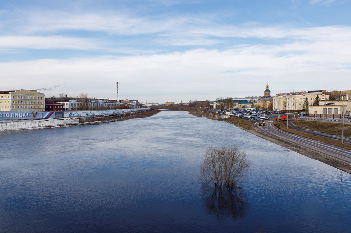 Тобол и тура реки. Река ировка. Река юза в вологодской области. Международный день рек 2023. Аксайский мост.