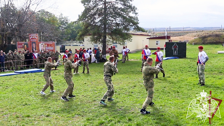 Росгвардейцы из Дагестана стали обладателями крапового берета