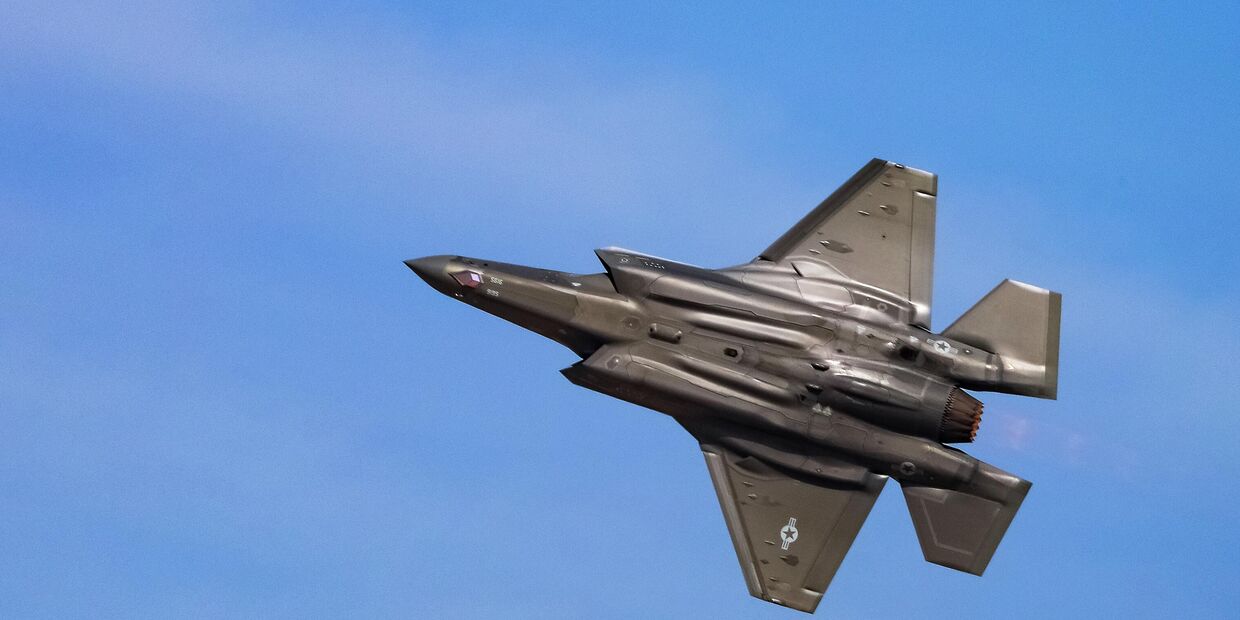 Истребитель-бомбардировщик F-35