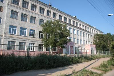 Опубликован список школ и детских садов Саратова, где в этом году заменят ограждения