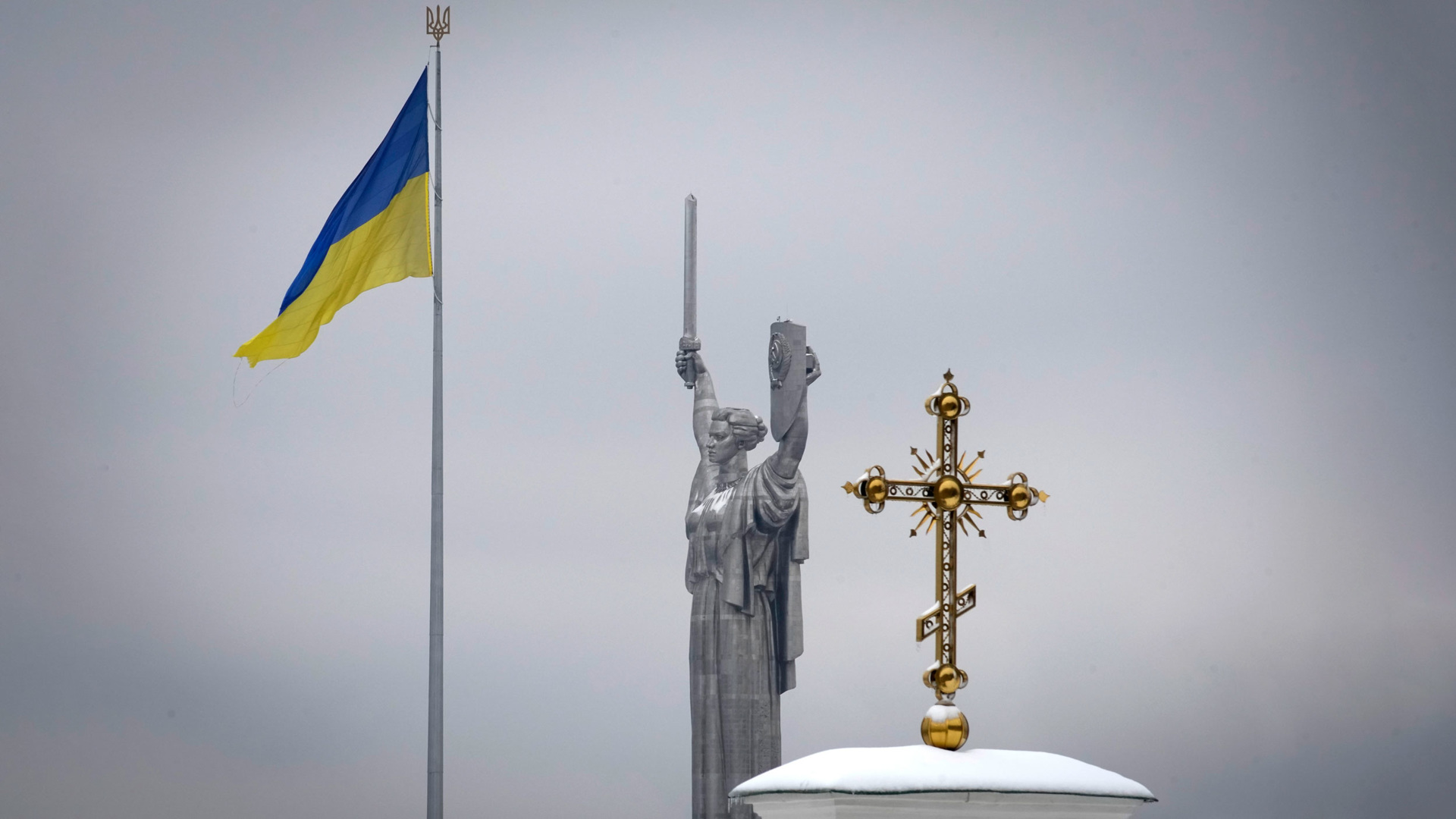 Украинская власть встретила Рождество по-своему