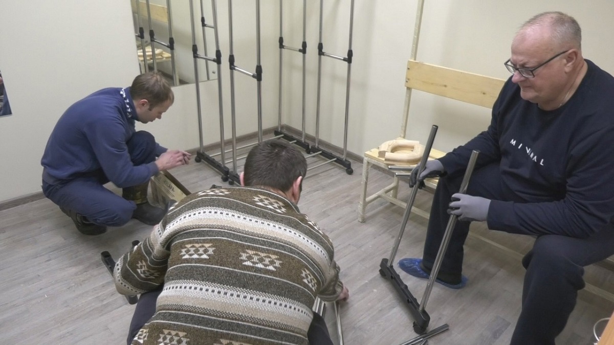 Единороссы подготовили к открытию новую школу искусств в Омской области