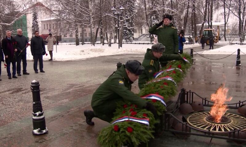 В Ярославле проходят торжественные мероприятия ко Дню Героев Отечества