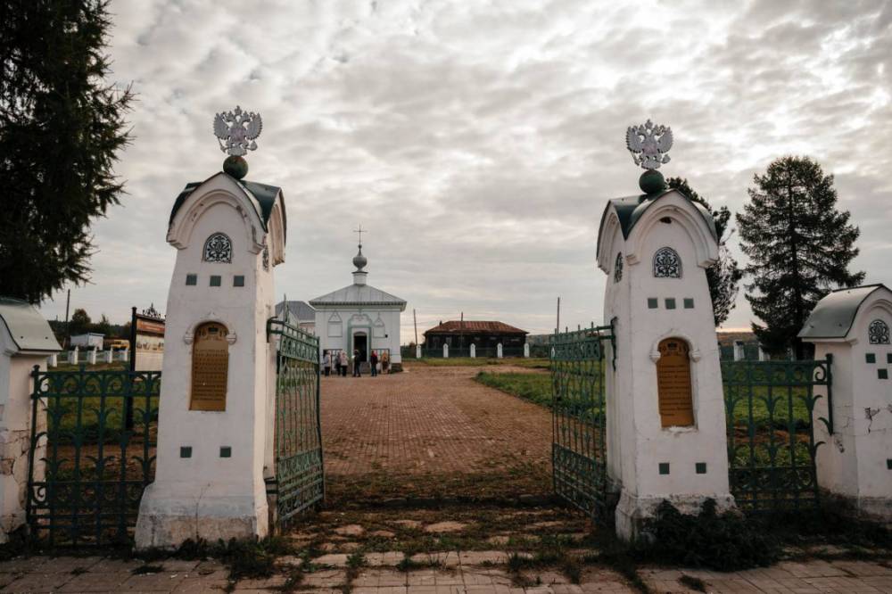 В Пермском крае в поселке Ныроб на реставрацию закрыли здание бывшей богадельни 