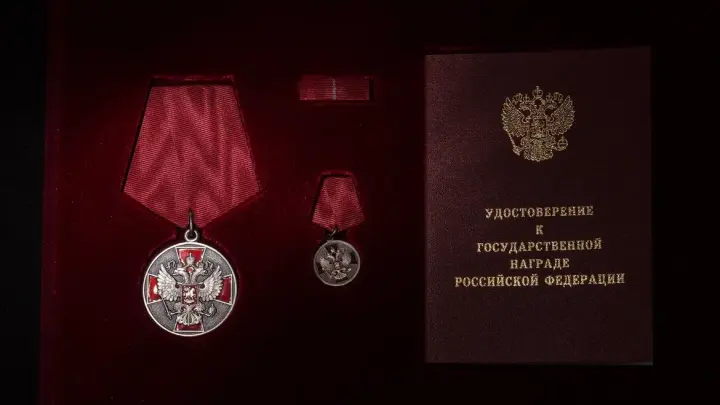 Ряженые? Паркетные генералы? Тайна казака и ахматовца раскрыта - Алаудинов вышел на связь