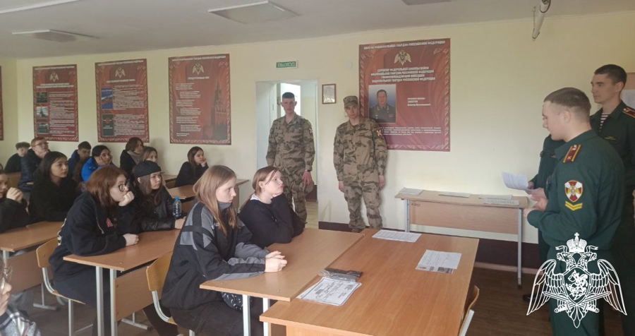 Росгвардейцы и кадеты в Тюменской области участвуют в военно-патриотических мероприятиях