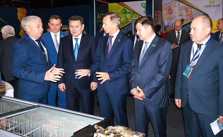 Делегация Совета Федерации приняла участие в проходящем в Усть-Каменогорске пленарном заседании Международного инвестиционного форума «Алтай Инвест-2025»