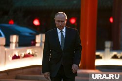 Президент РФ Владимир Путин обговорил с 