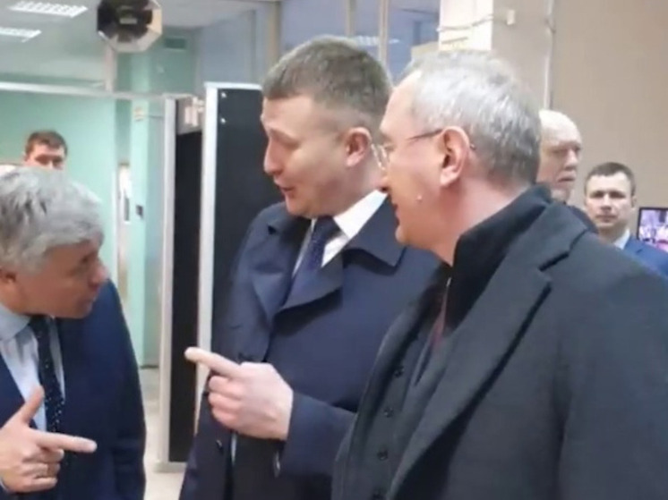 Калужский губернатор спел в Тарусе легендарную песню о дружбе