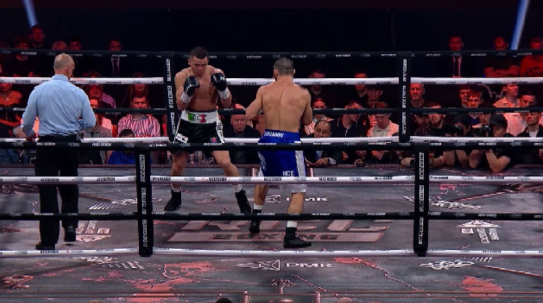 Звёзды мирового бокса провели в Екатеринбурге поединки