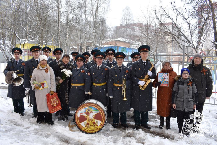 В Сыктывкаре росгвардейцы приняли участие в праздновании Дня Победы