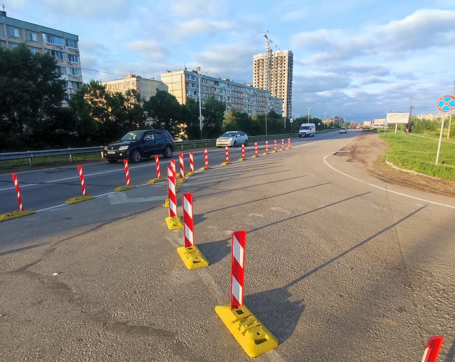 водители каких автомобилей нарушили правила остановки одностороннее движение пешеходный переход