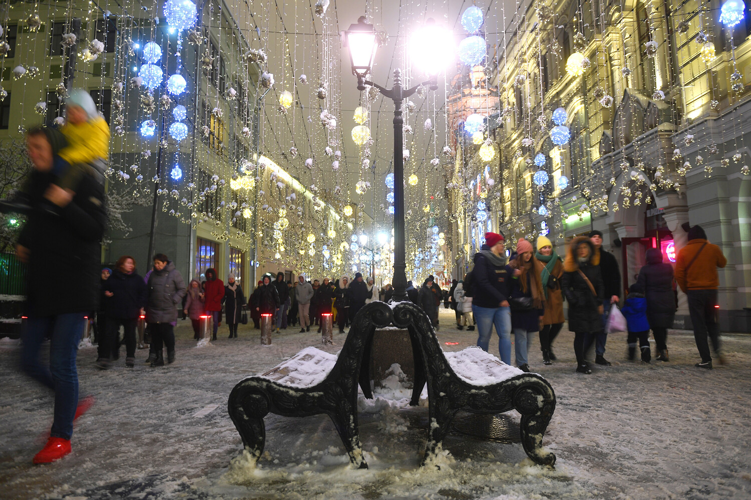 зима в центре москвы