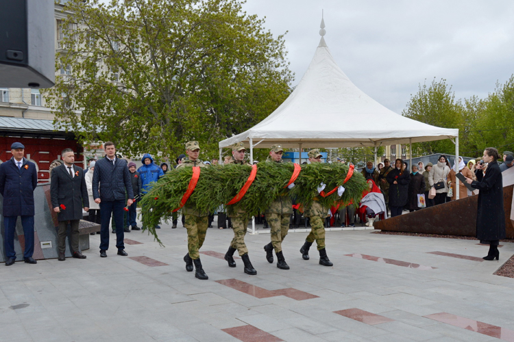 Военнослужащие казанского батальона Росгвардии по охране важных государственных объектов приняли участие в мероприятиях, приуроченных ко Дню Победы