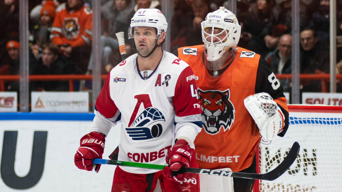 «Локомотив» обыграл «Амур» и прервал трехматчевую серию поражений в КХЛ