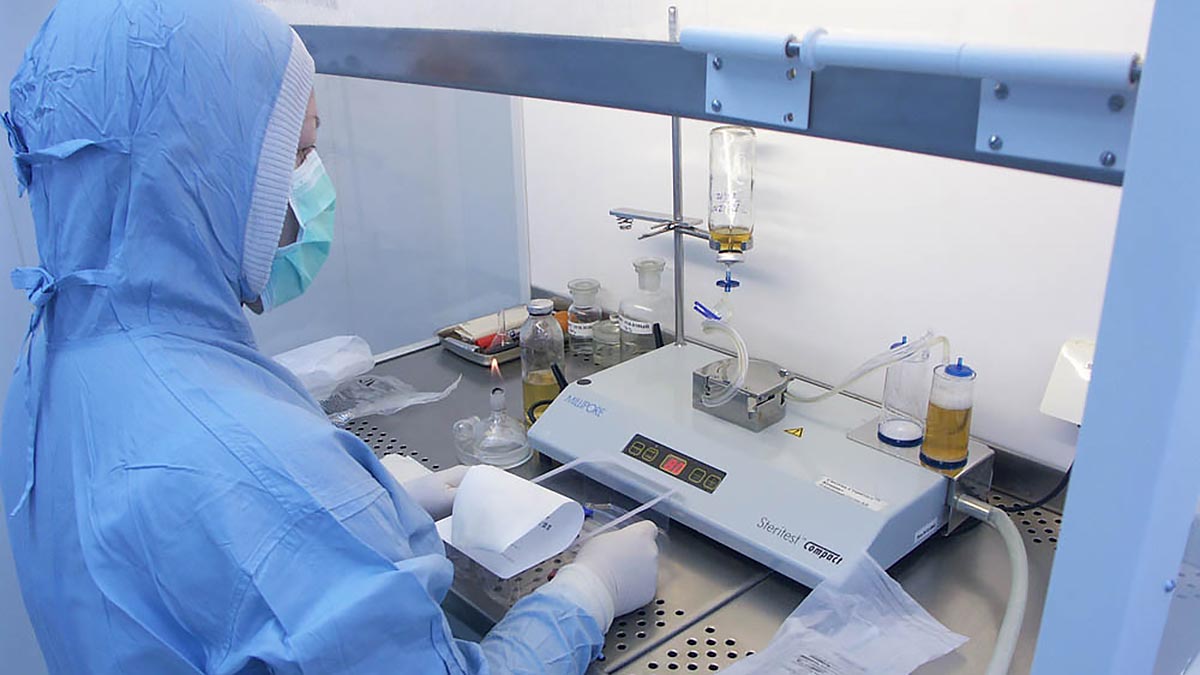 Оборудование фармацевтического производства. Стерилен производитель. Валидация асептического розлива. Реактор для стерильных растворов. Стерилен производитель.