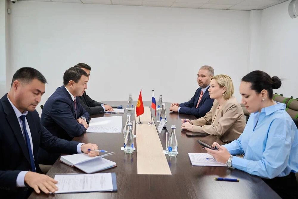 Мирбек Мамбеталиев отметил важность личного участия Ольги Любимовой в Днях культуры РФ в КР