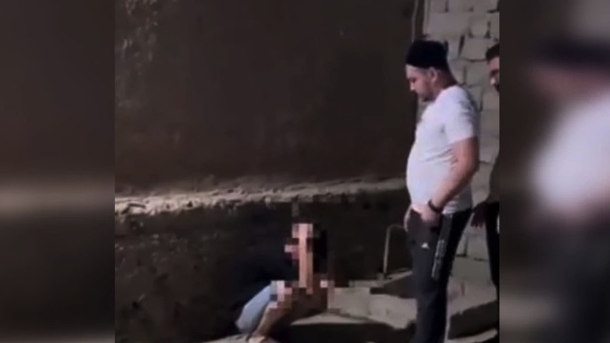 в джизаке мужчина издевался над ребенком. издевательство ребенка в больнице. отец издевался над ребенком. издевался над детьми в детском доме. отец издевался над ребенком.