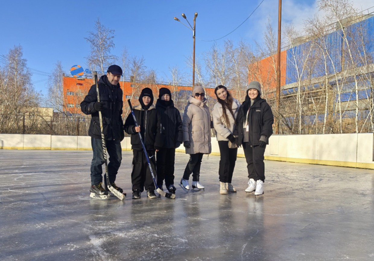 На площадке Якутской ГРЭС открылся бесплатный каток