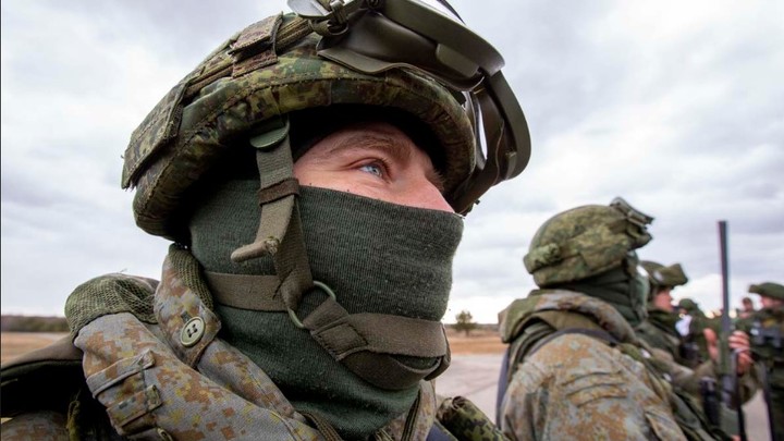 Русская армия разжимает украинские клещи под Бахмутом: Что происходит на фронтах СВО